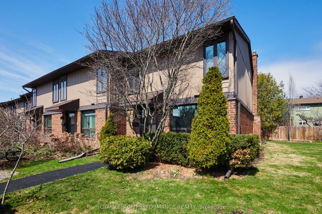 Photo of 890 Cahill Drive W #25, Hunt Club - Windsor Park Village and Area, ON K1V 9A4 (MLS # X13032182)