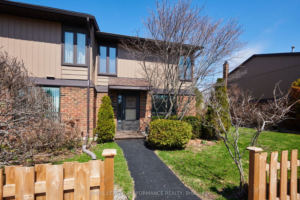 Photo of 890 Cahill Drive W #25, Hunt Club - Windsor Park Village and Area, ON K1V 9A4 (MLS # X13032182)