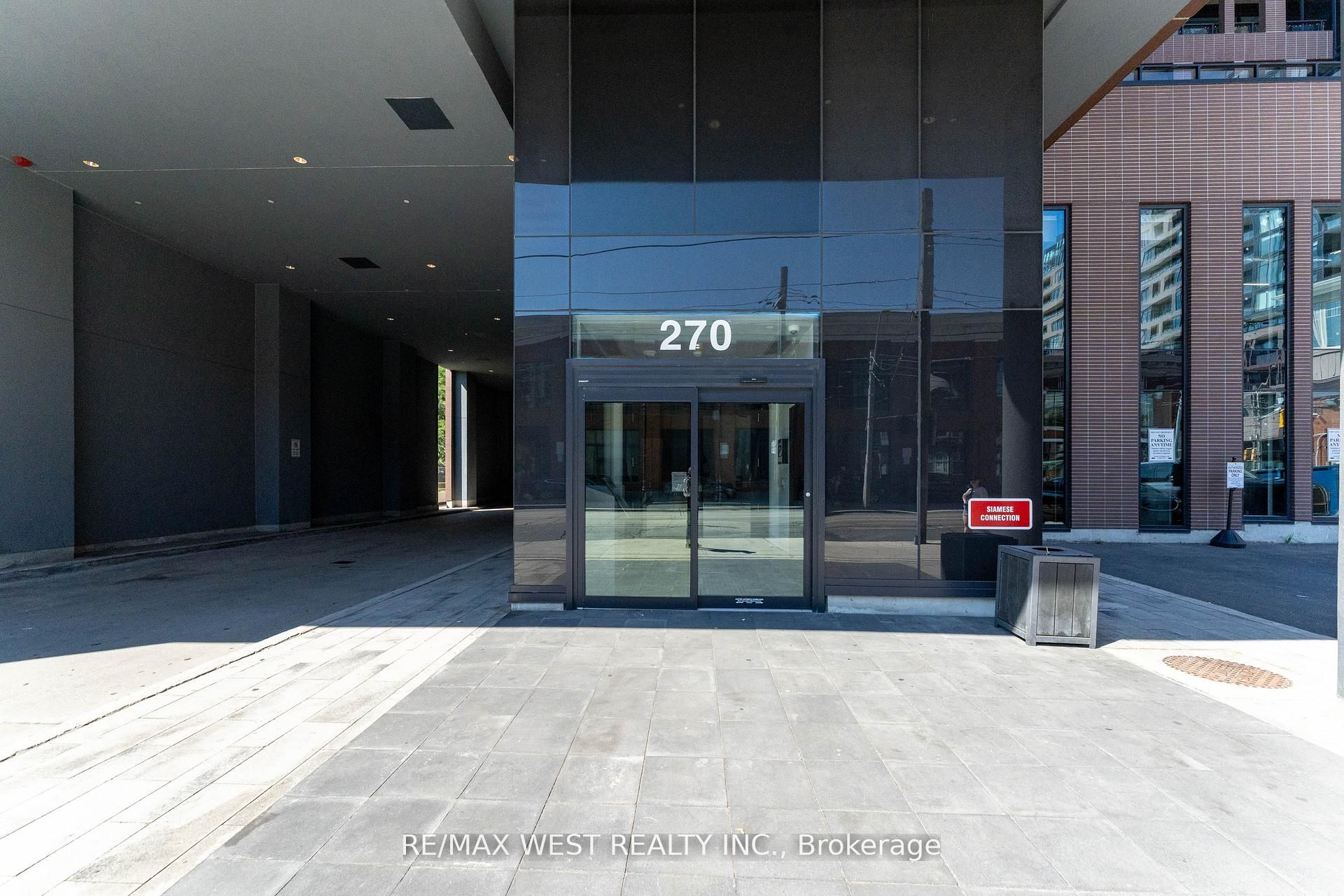 270 Dufferin Street W 1207