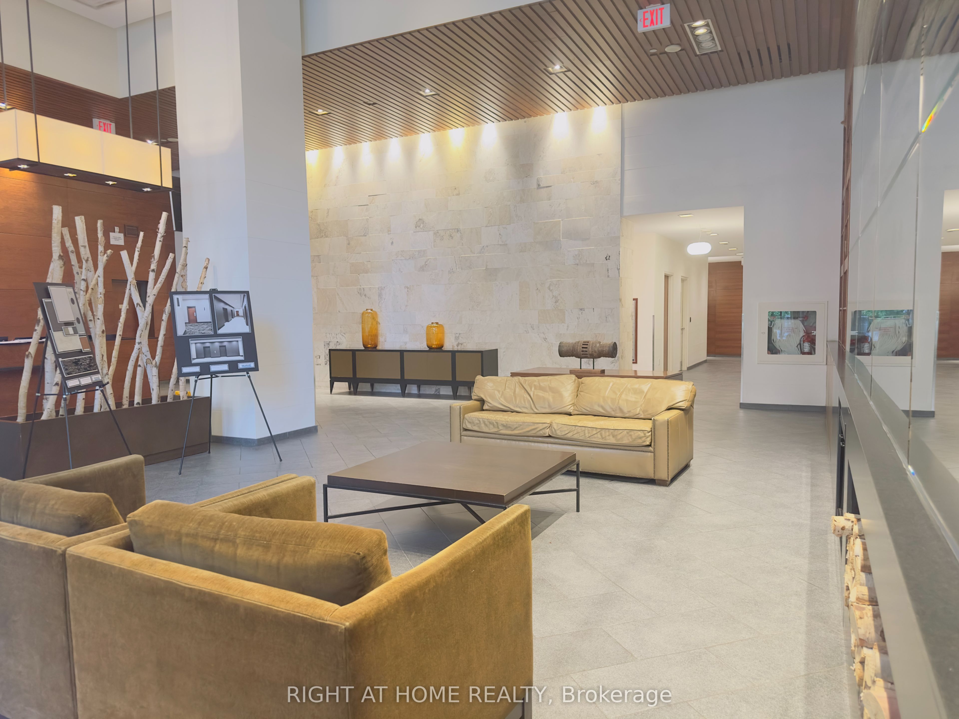 4090 Living Arts Drive 2906