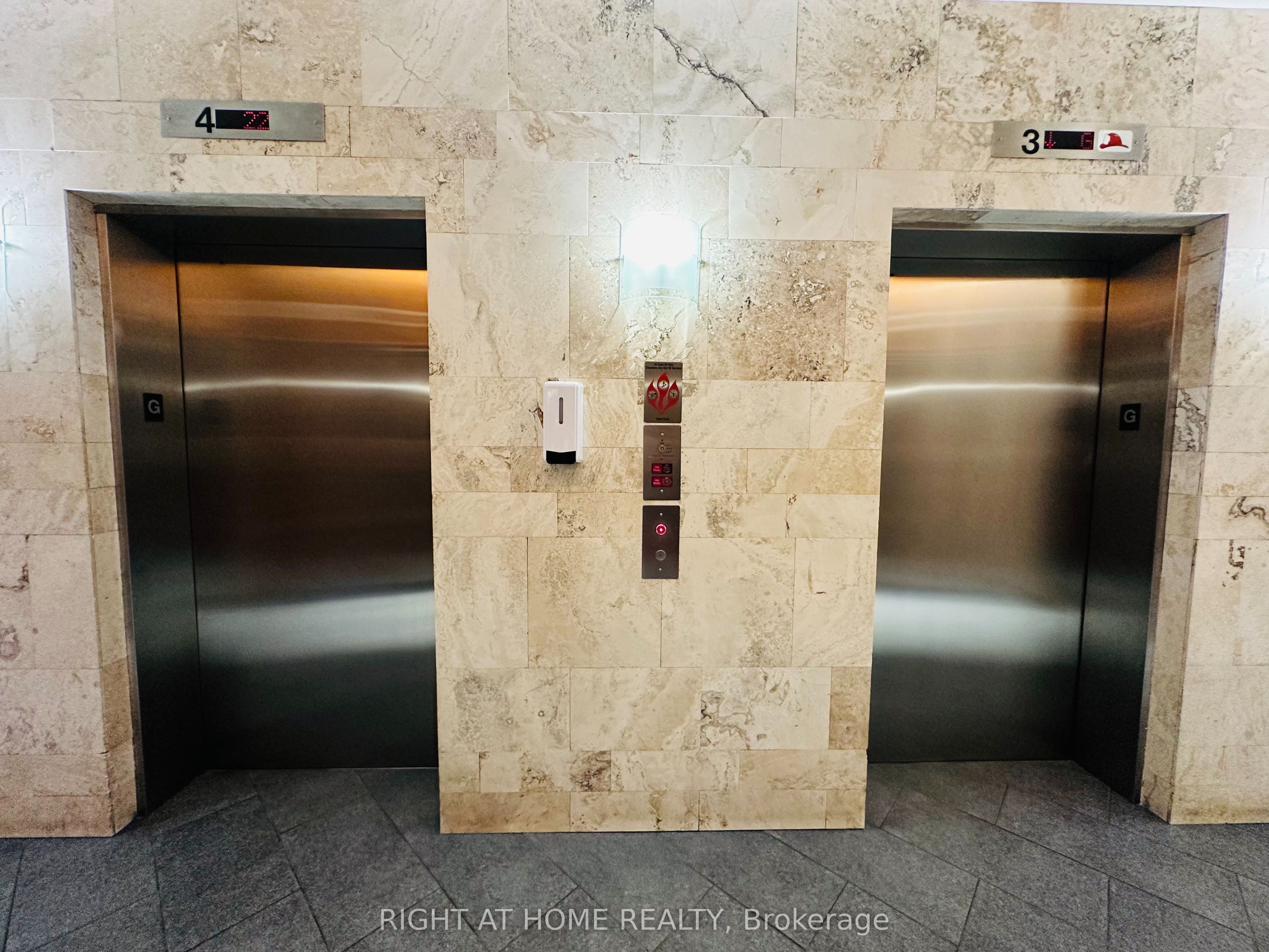 4090 Living Arts Drive 2906