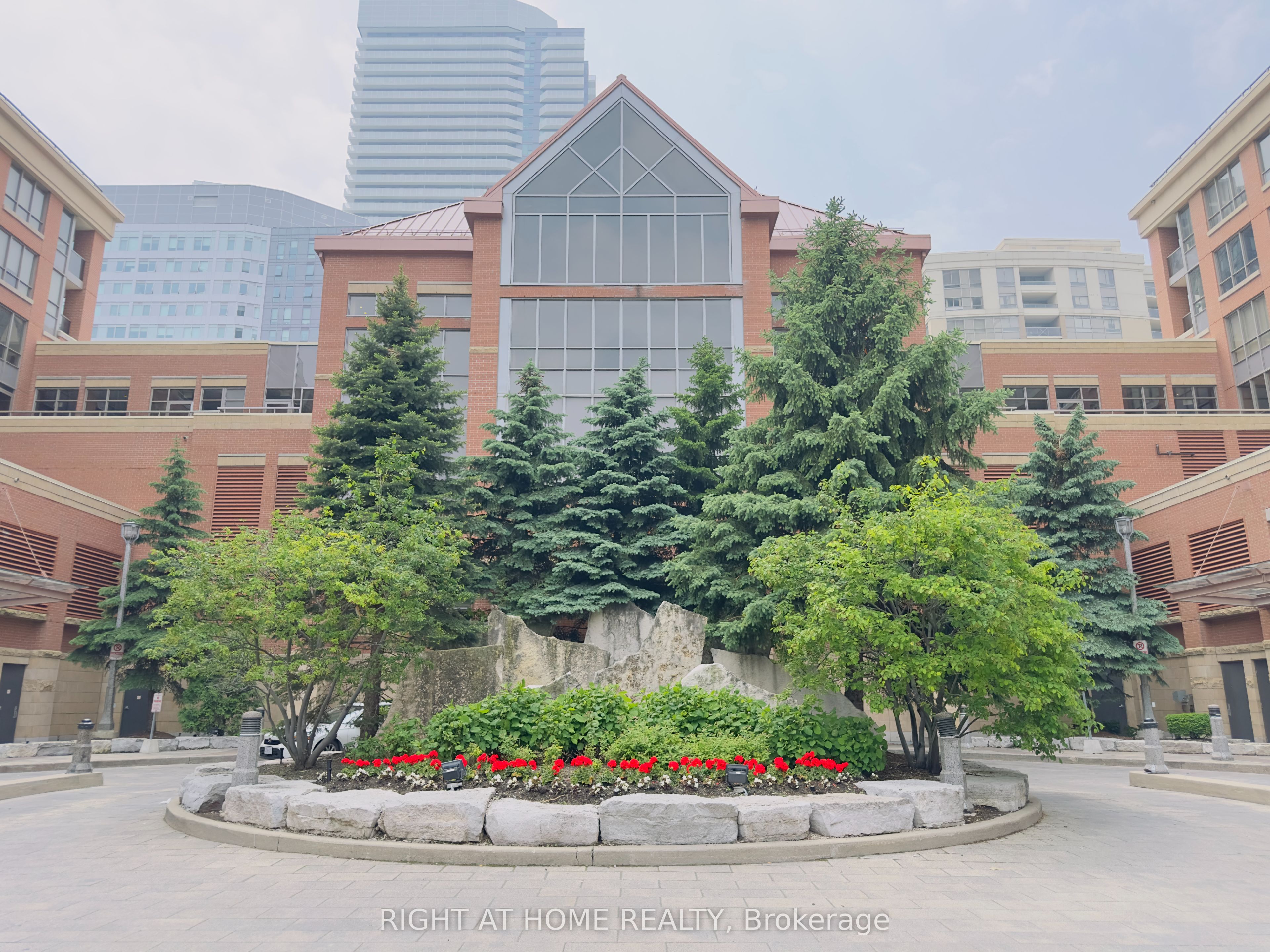 4090 Living Arts Drive 2906