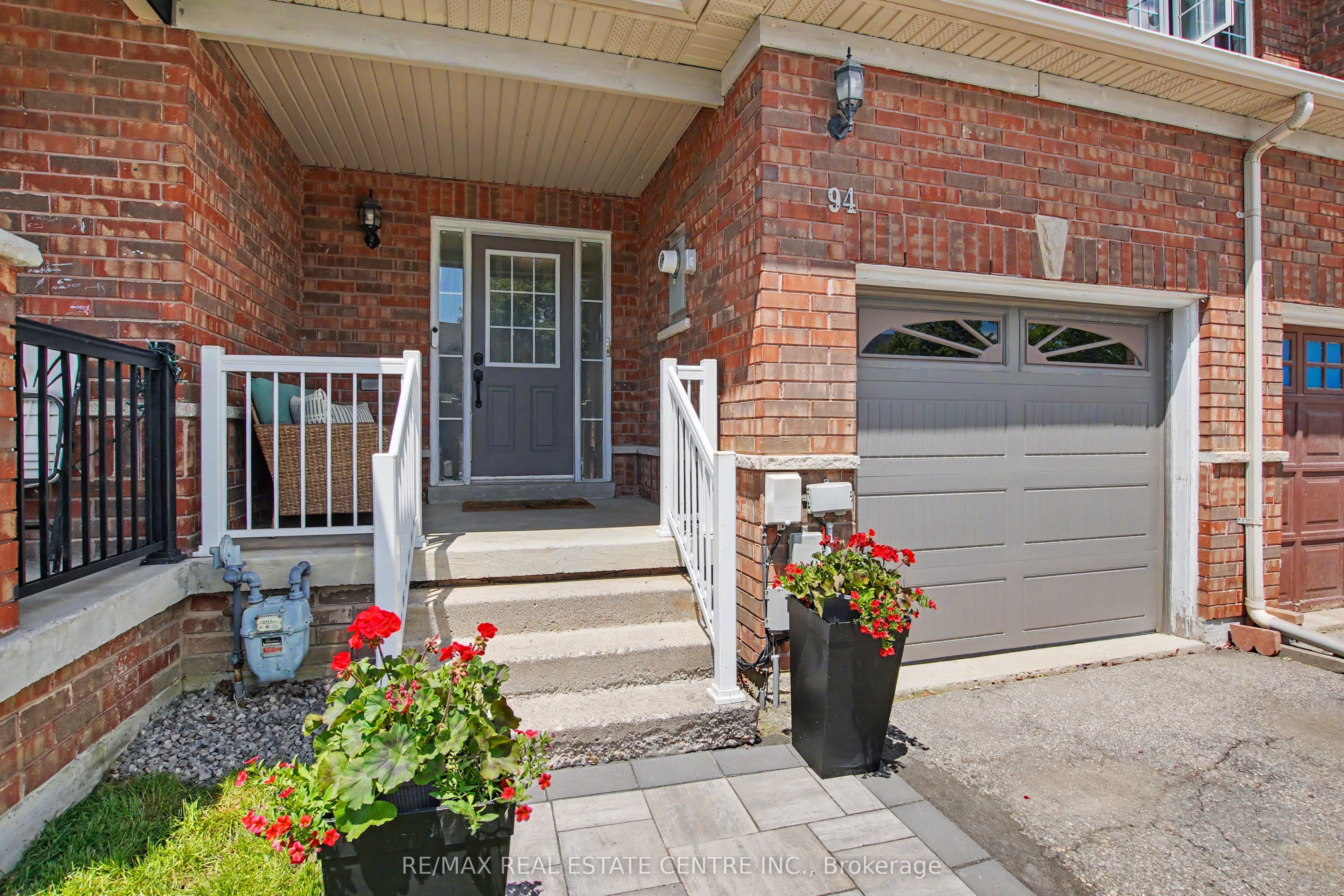 94 Timbertop Crescent