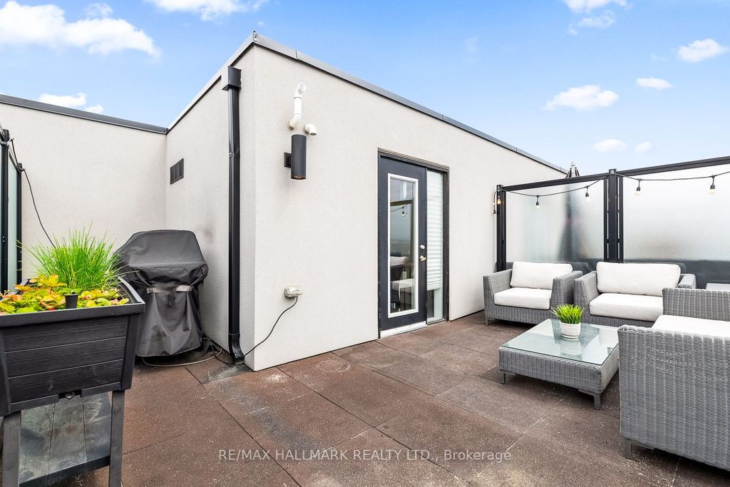 Photo of 1120 Briar Hill Avenue #306, Toronto, ON M6B 0A9 (MLS # W12861306)