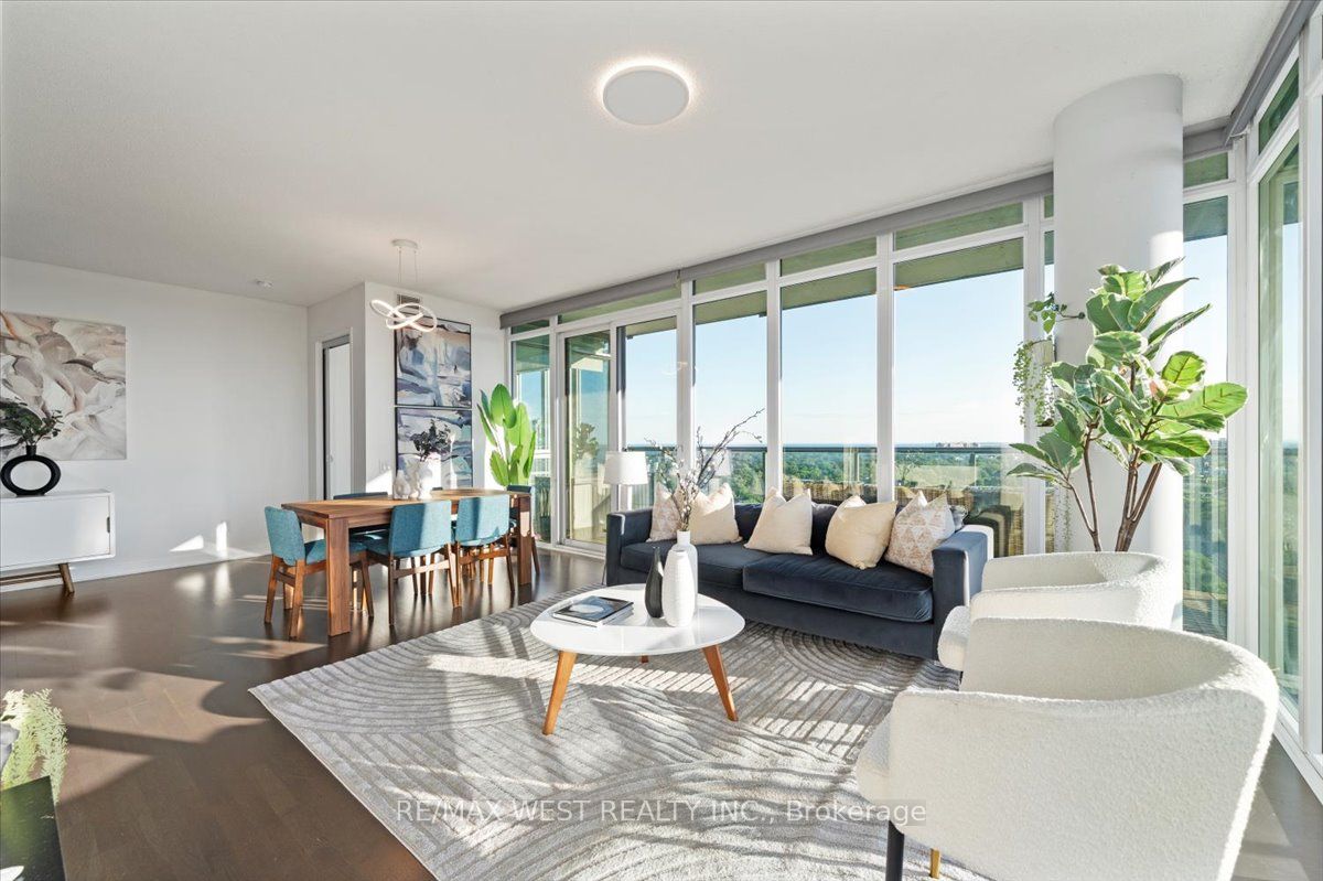 88 Park Lawn Road 2116
