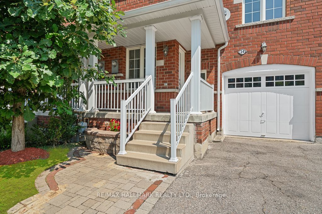 15 Old Colony Road 24