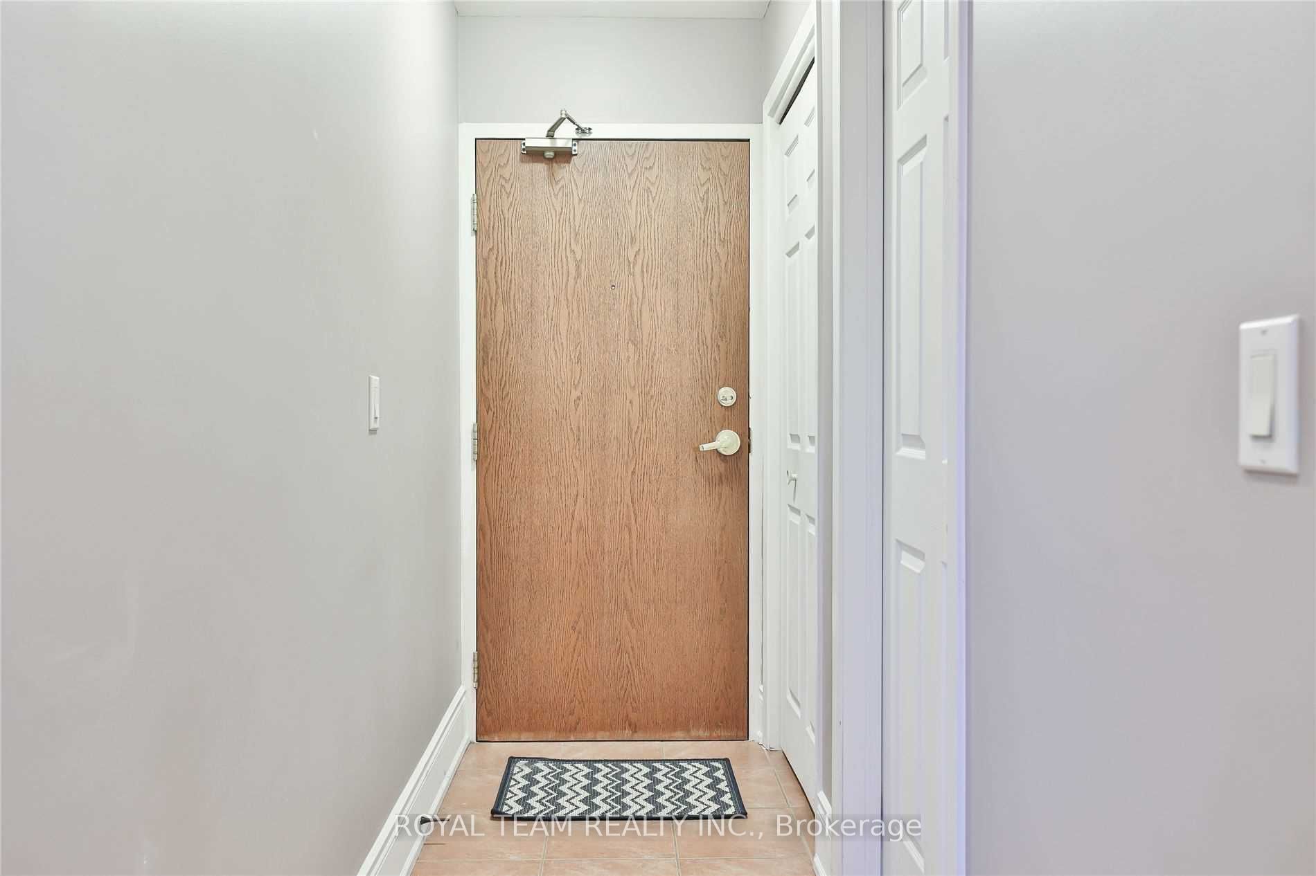 2 Maison Parc Court 808
