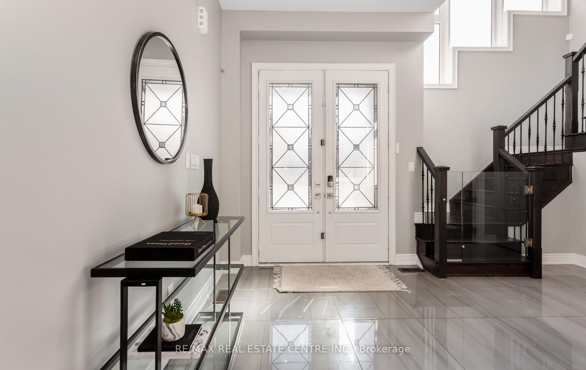 9 Rolling Acres Drive