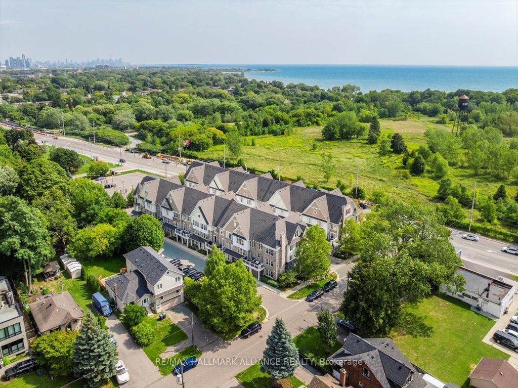 Photo of 1011 Deta Road #701, Mississauga, ON L5E 0A2 (MLS # W12643972)