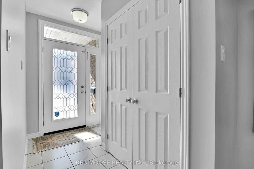 Photo of 730 Sora Way, Blossom Park - Airport and Area, ON K1T 0R3 (MLS # X13033308)