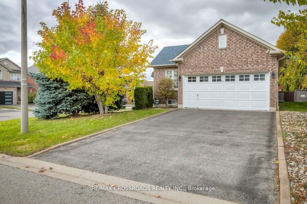 Photo of 26 Lurosa Crescent, Whitby, ON L1R 3A9 (MLS # E13041786)