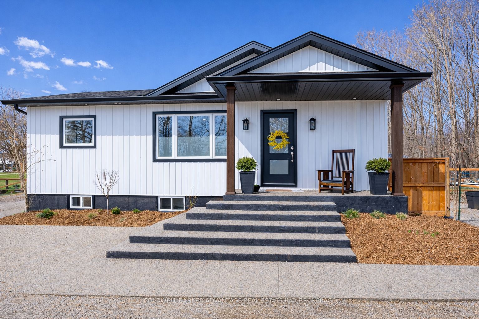 1013 Hwy 20 Highway W