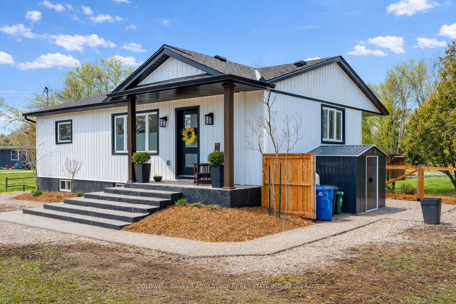 1013 Hwy 20 Highway W