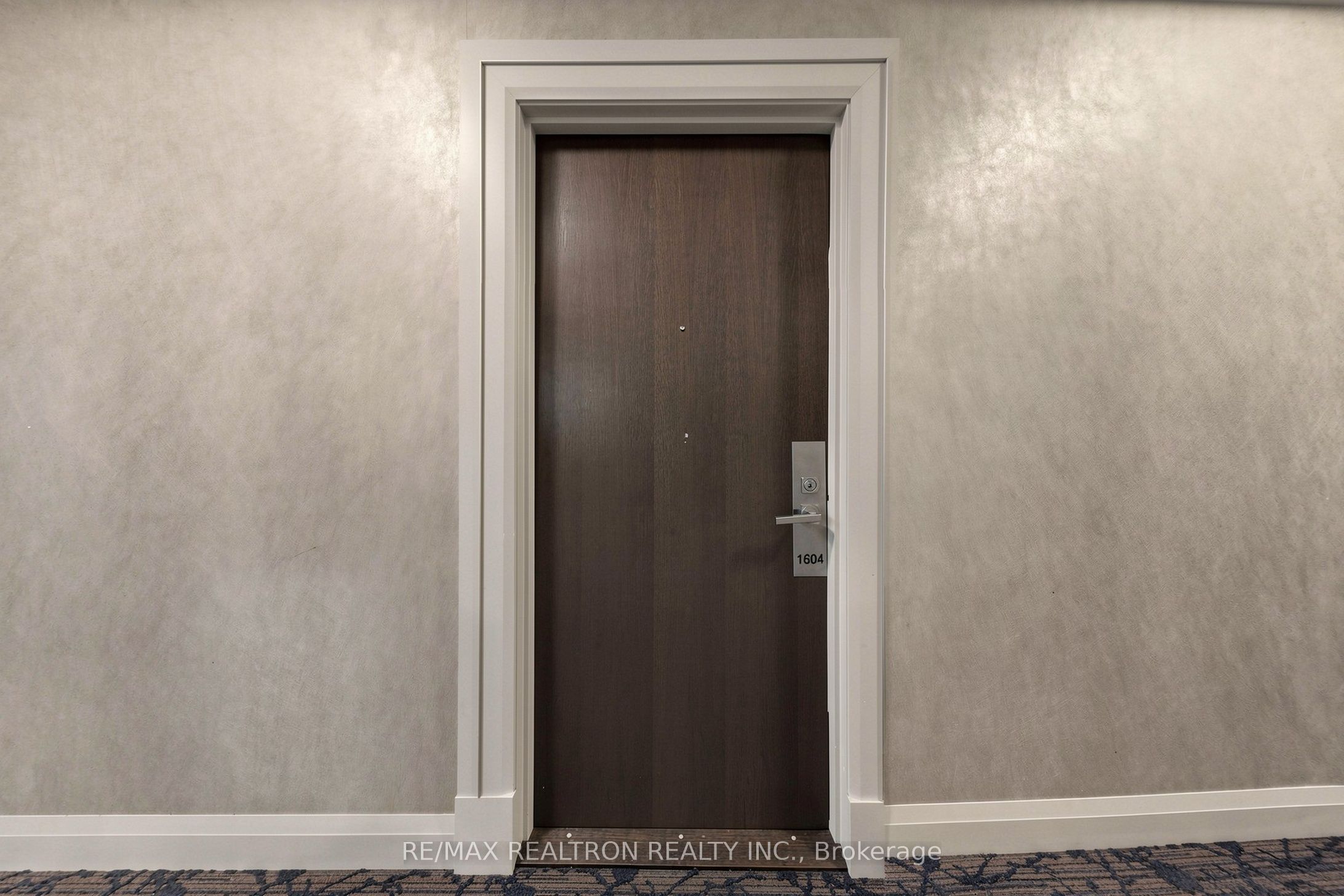 75 North Park Road 1604