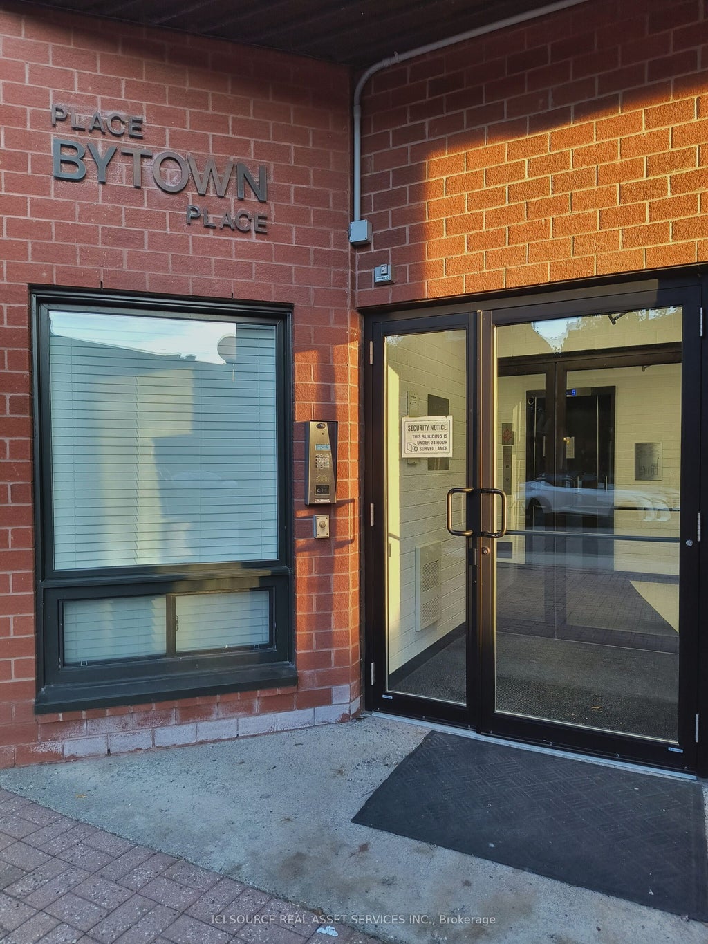 Photo of 222 Guigues Avenue #601, Lower Town - Sandy Hill, ON K1N 5J2 (MLS # X14079764)