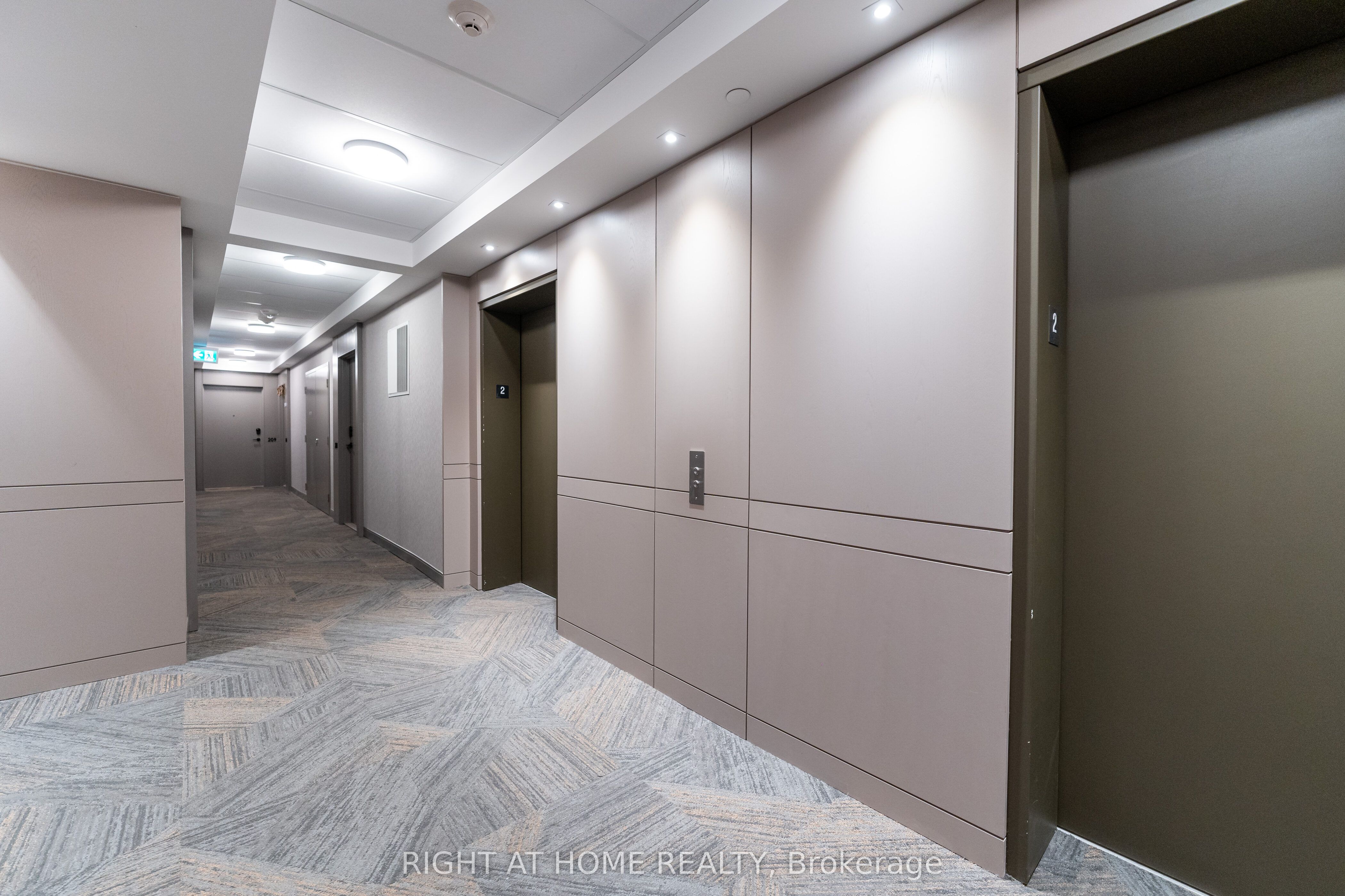 4655 Metcalfe Avenue 207