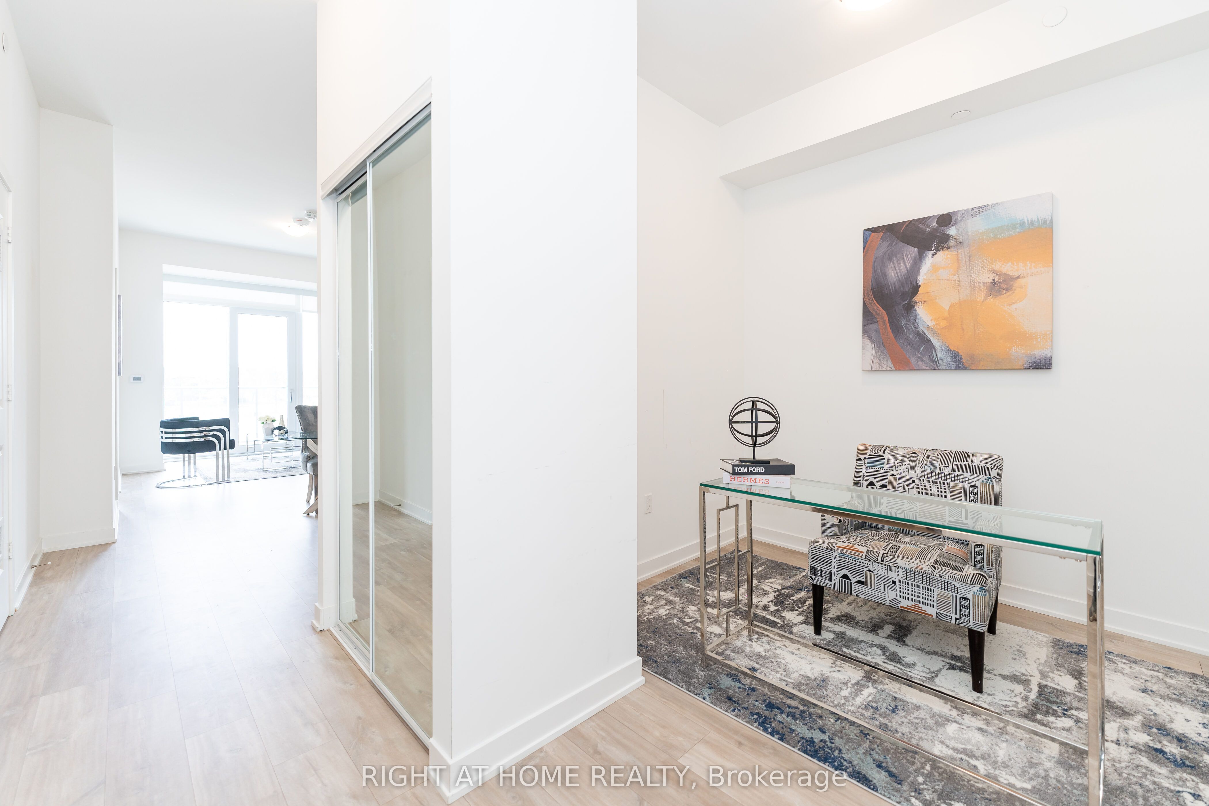 4655 Metcalfe Avenue 207