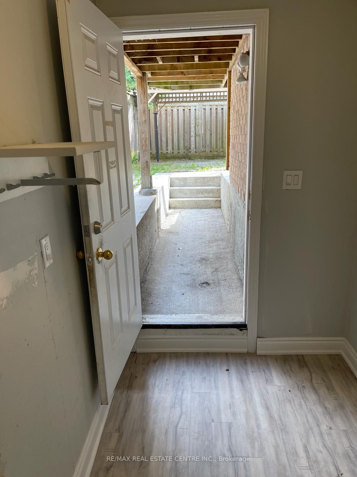 204 Van Scott (Basement) Drive
