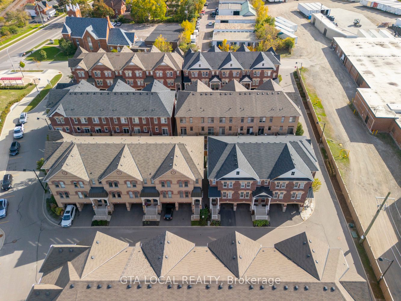 10 Porter Avenue W 31