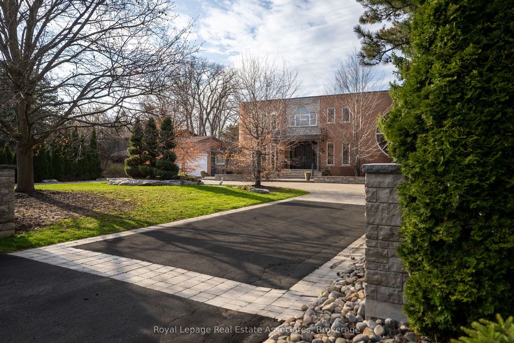Photo of 12 Westmount Park Road, Toronto, ON M9P 1R5 (MLS # W13078768)