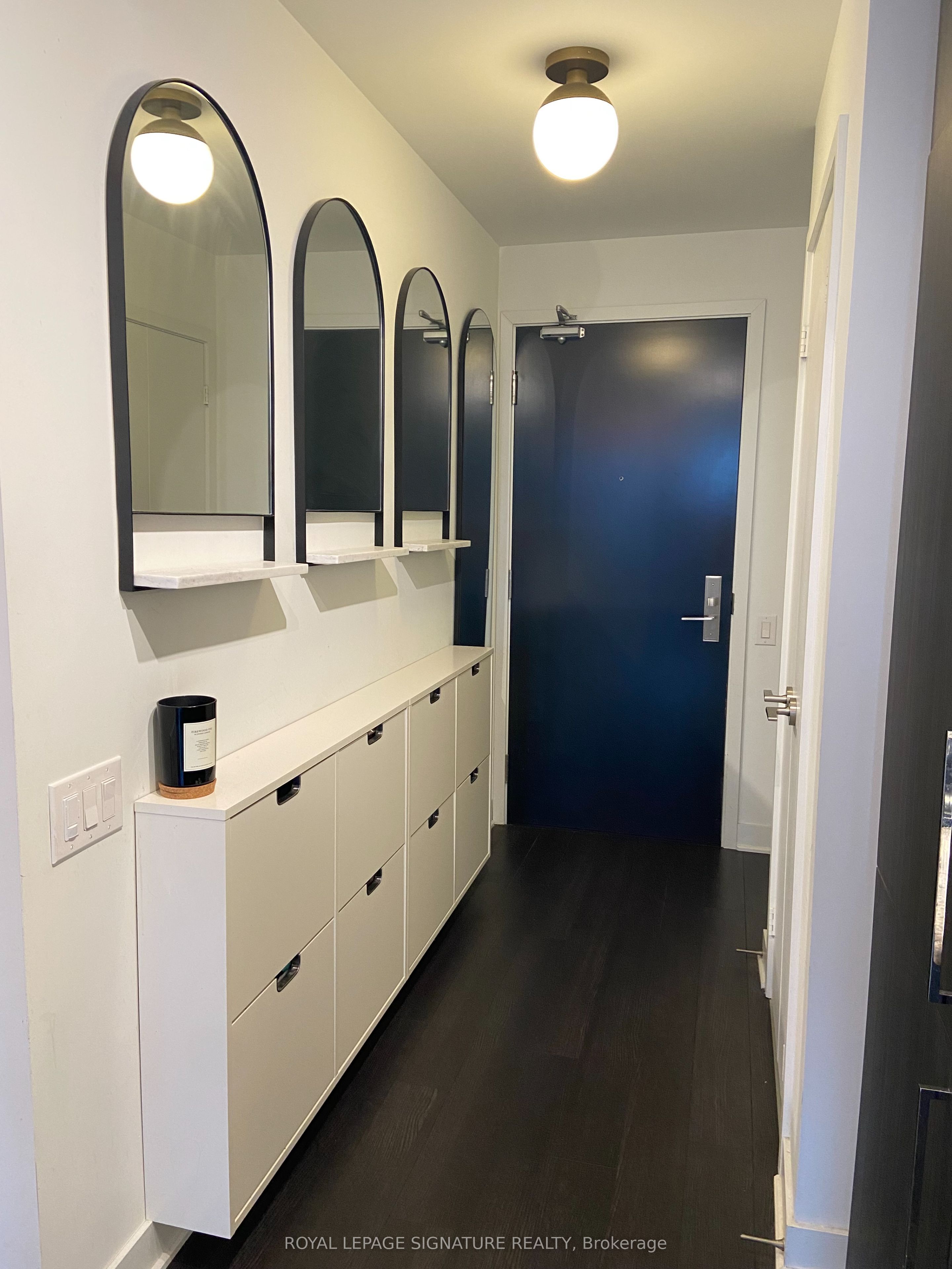 290 Adelaide Street W 1902