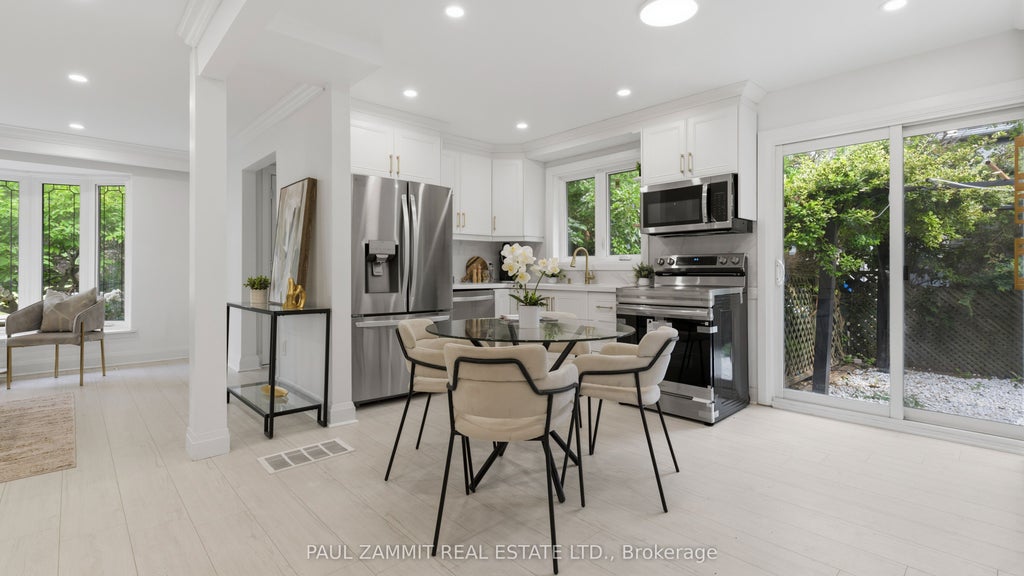 Photo of 6 King Richard Court, Markham, ON L3P 1M1 (MLS # N14116938)