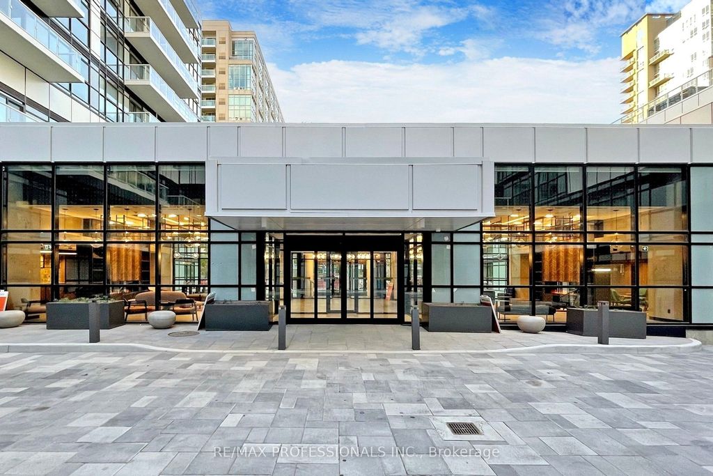 Photo of 251 Manitoba Street #504, Toronto, ON M8Y 0C7 (MLS # W12923876)