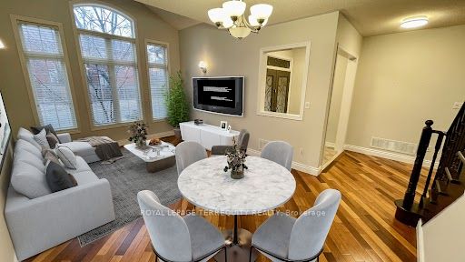 2089 Blackforest Crescent