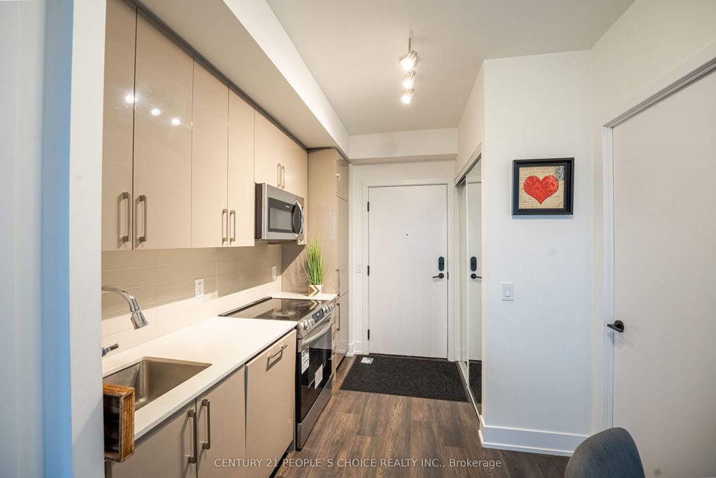 Photo of 2450 Old Bronte Road W #723, Oakville, ON L6M 5P6 (MLS # W12933440)