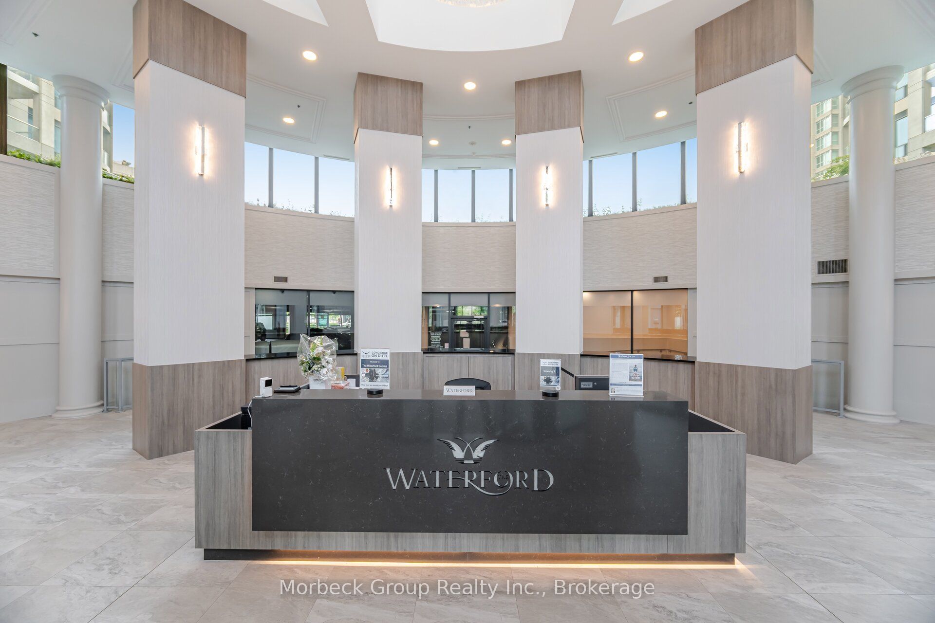 2083 Lake Shore Boulevard W 1413