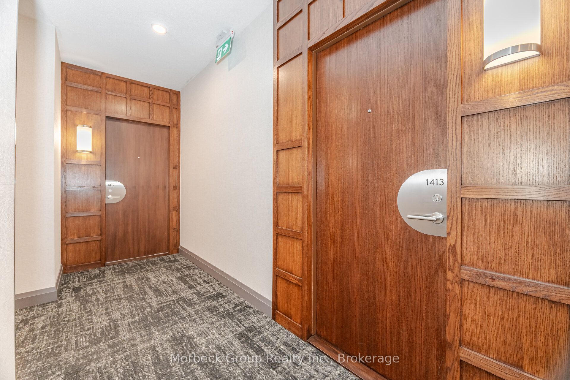 2083 Lake Shore Boulevard W 1413