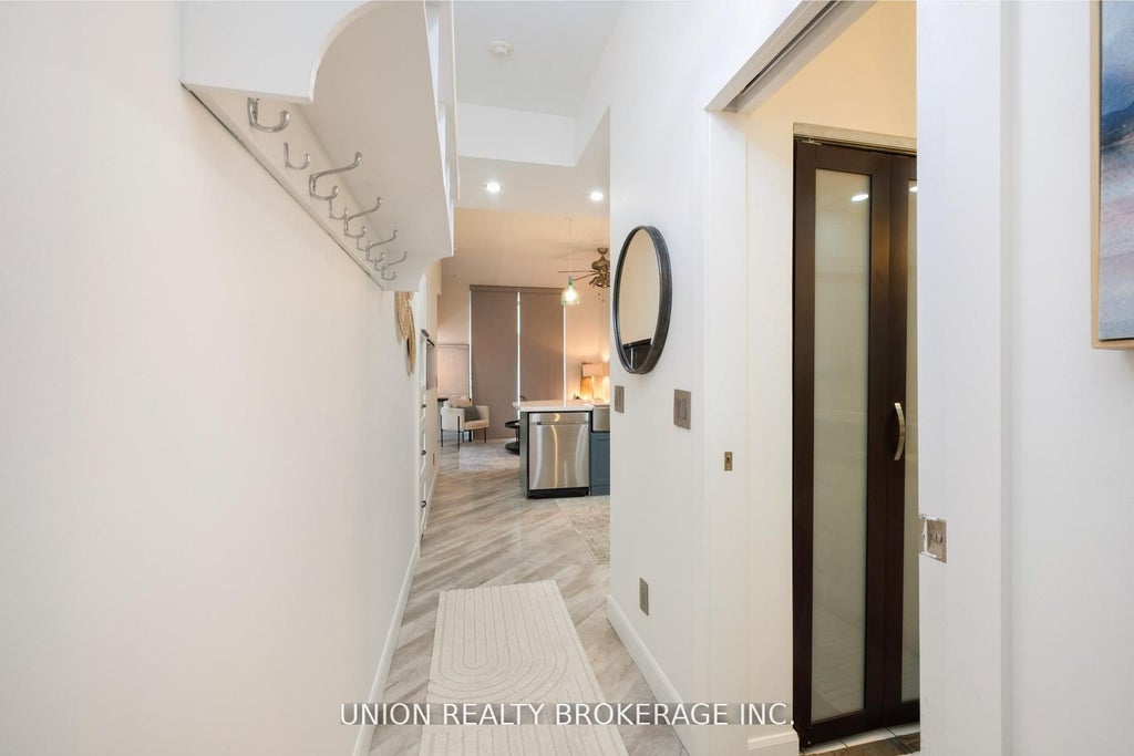 Photo of 18 Yonge Street #606, Toronto, ON M5E 1Z8 (MLS # C13416646)