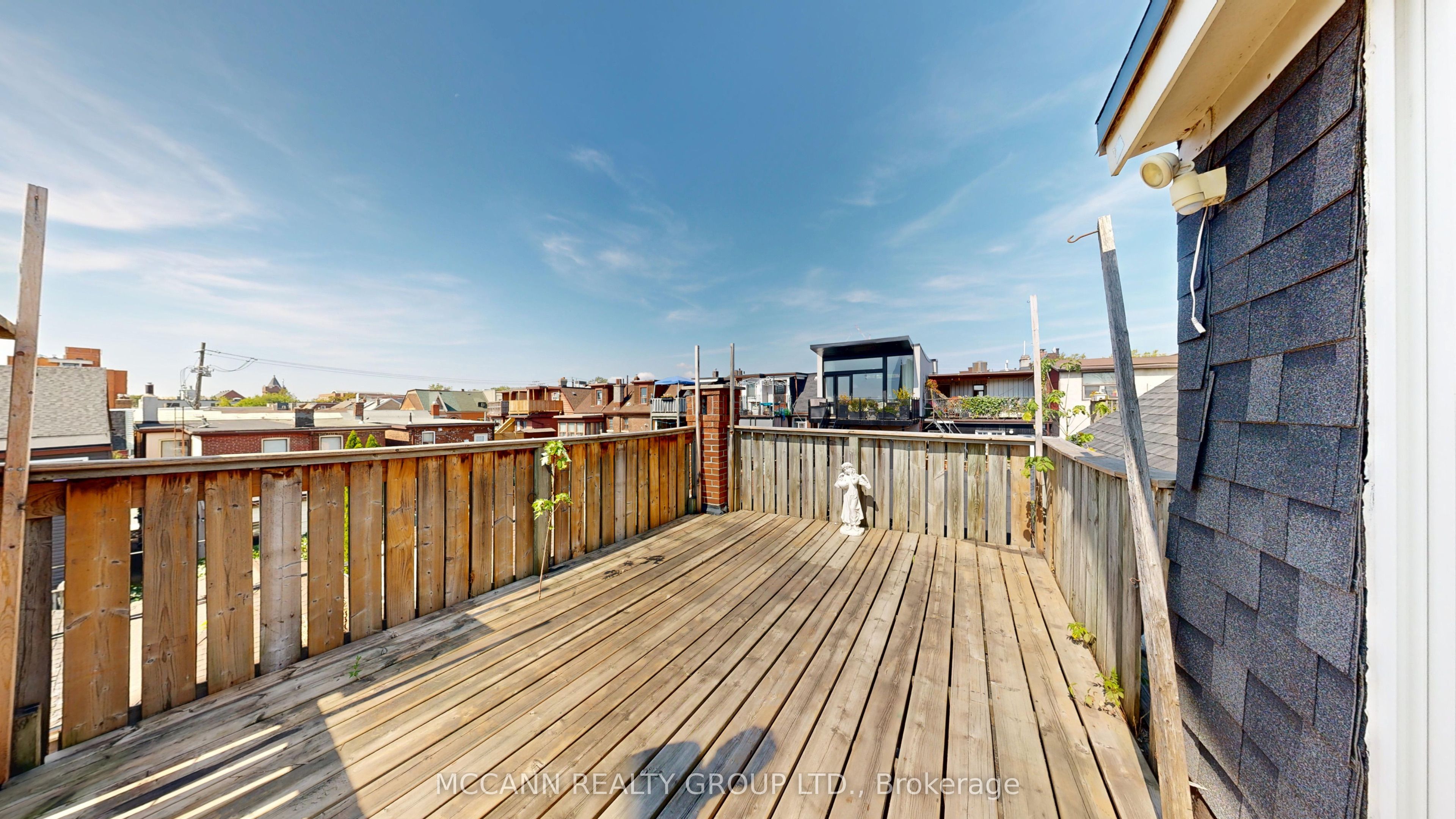 32 Macklem Avenue Upper