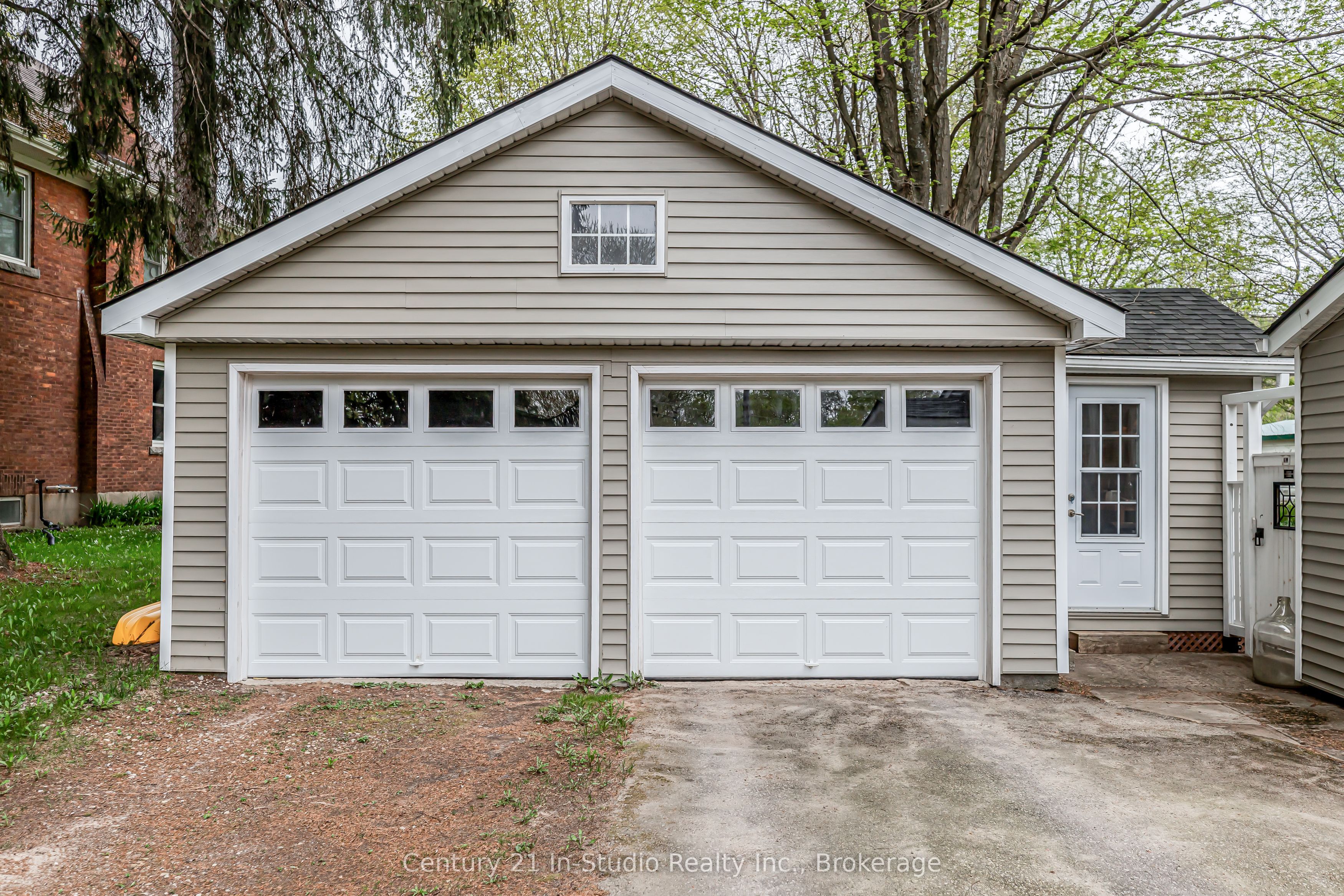 382 2nd Avenue SE