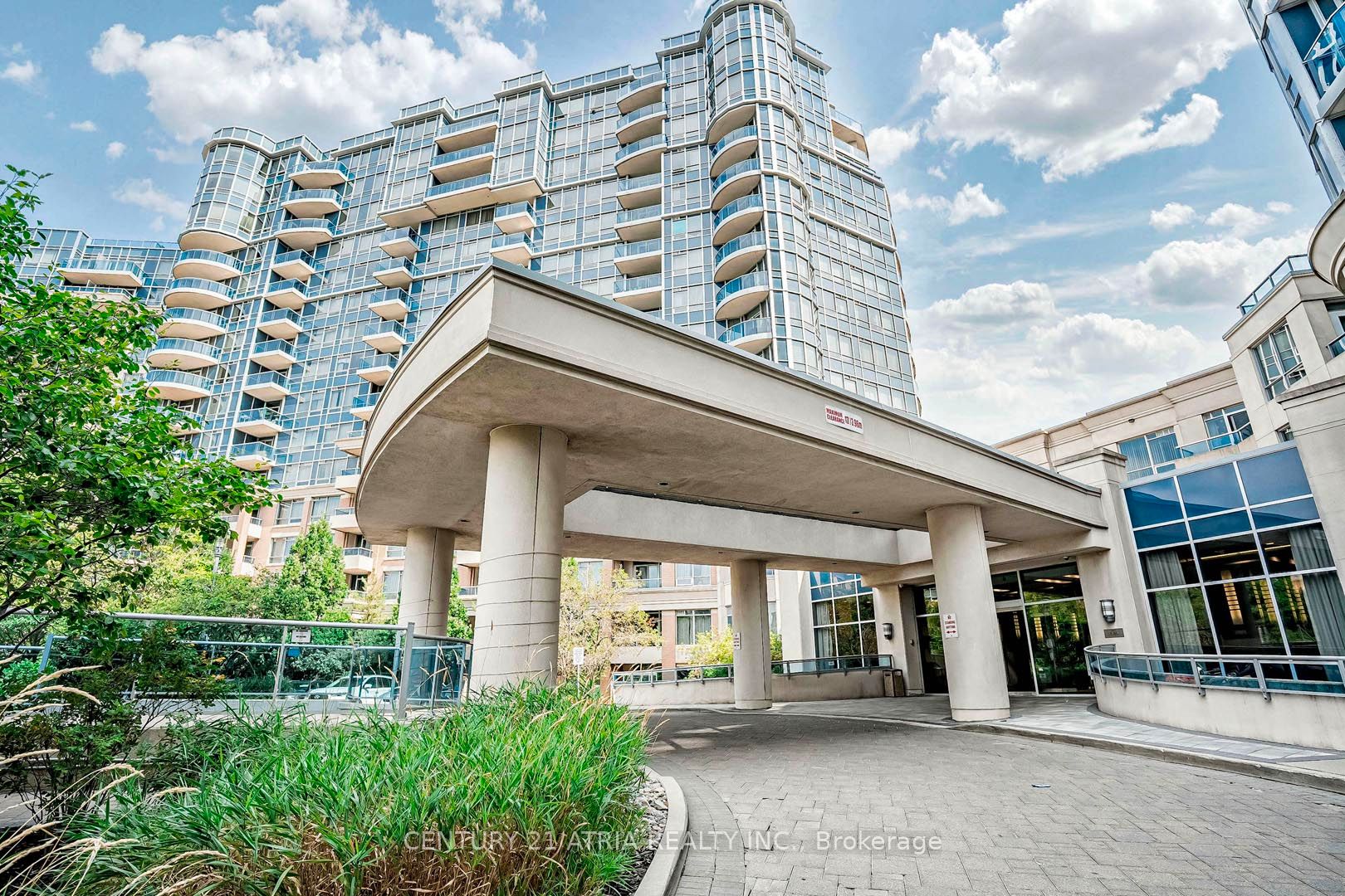33 Cox Boulevard 1007