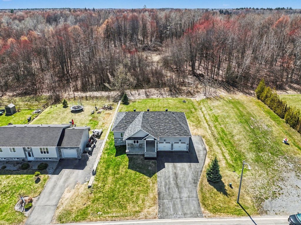 Photo of 1754 Celine Street, Clarence-Rockland, ON K0A 1N0 (MLS # X13061508)