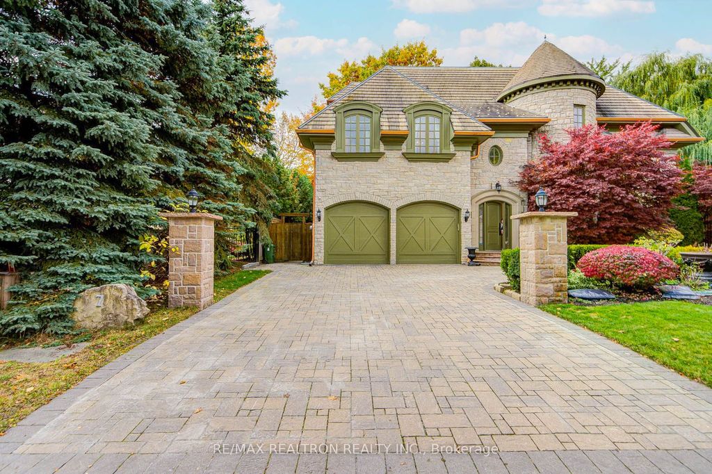Photo of 7 Legacy Court, Toronto, ON M2L 2Y7 (MLS # C12486955)