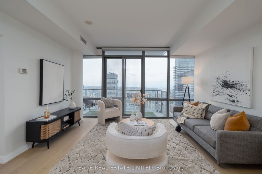 Photo of 832 Bay Street #4706, Toronto, ON M5S 1Z6 (MLS # C12511942)