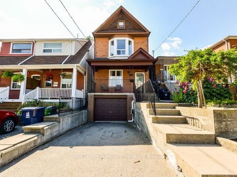 105 Barker Avenue Toronto ON M4C 2N8
