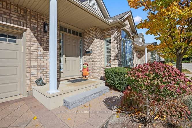 Photo of 1574 Richmond Street #28, London North, ON N6G 5H7 (MLS # X13885722)