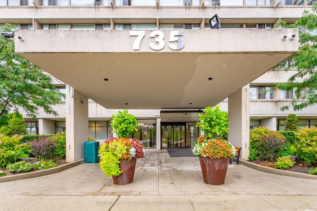 Photo of 735 Don Mills Road #2407, Toronto, ON M3C 1T1 (MLS # C12387036)