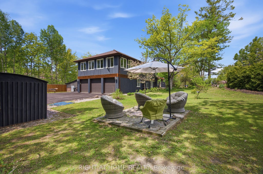 Photo of 54 Forest Harbour Parkway, Tay, ON L0K 1E0 (MLS # S13885770)