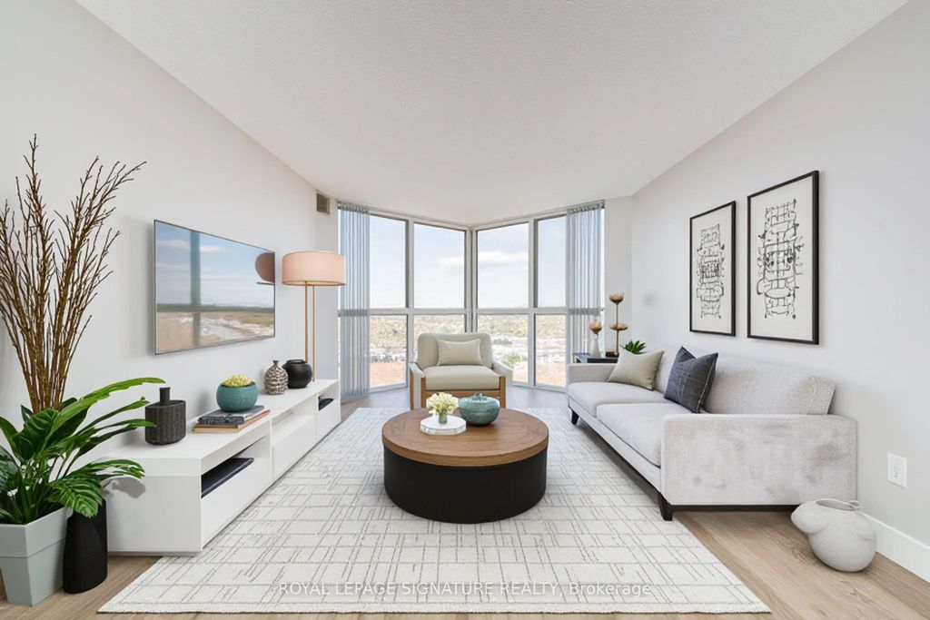 Photo of 7 Concorde Place #2812, Toronto, ON M3C 3N4 (MLS # C13043976)