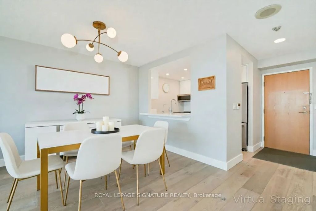 Photo of 7 Concorde Place #2812, Toronto, ON M3C 3N4 (MLS # C13043976)