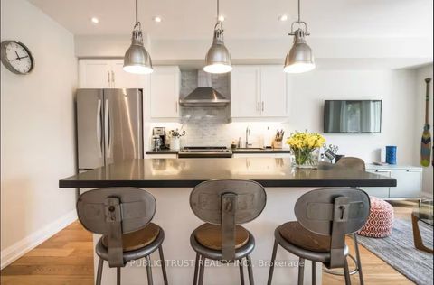 72 Grace Street N/A 2nd & 3rd Floor Toronto ON M6J 2S2