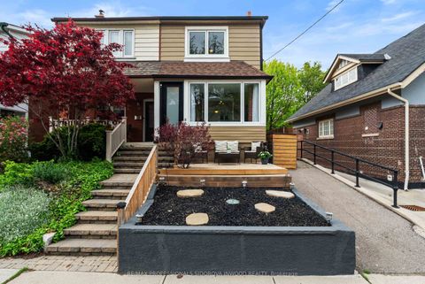 16 Macgregor Avenue Toronto ON M6S 2A2