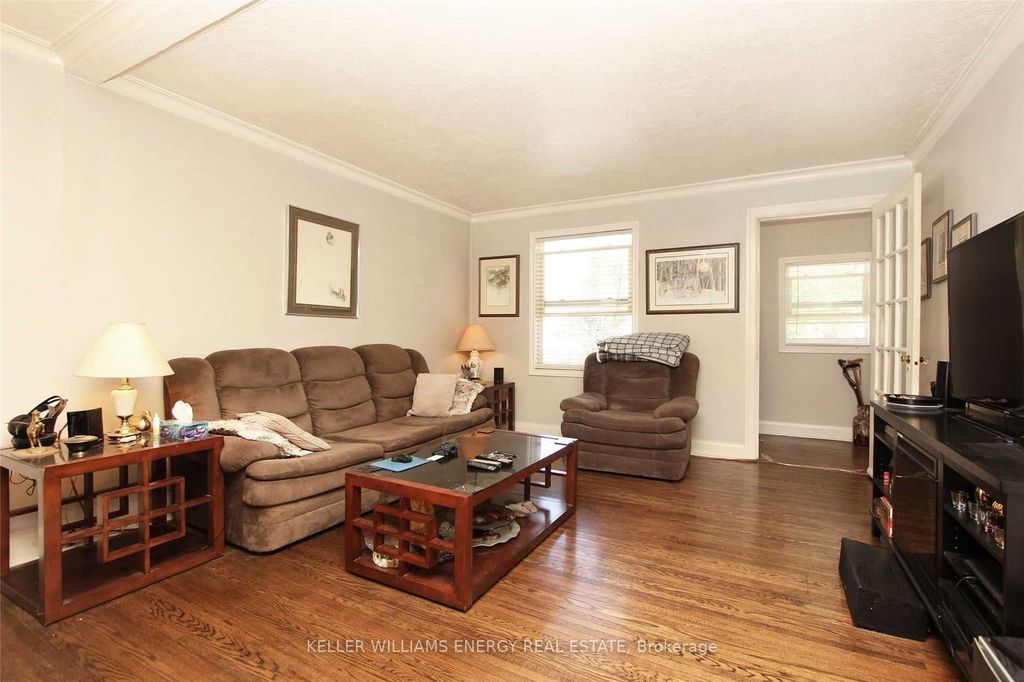 Photo of 64 Grenfell Street, Oshawa, ON L1J 4W2 (MLS # E12607146)