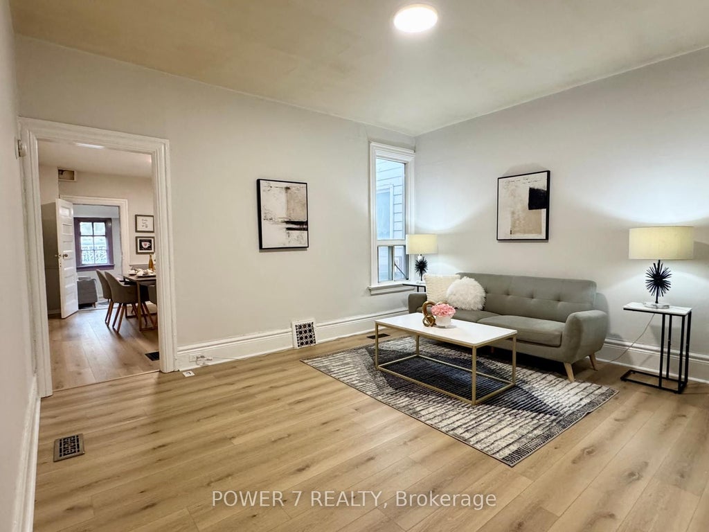 Photo of 810 Ossington Avenue, Toronto, ON M6G 3V1 (MLS # W13530478)