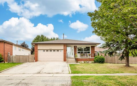 2844 Kingsberry Crescent Upper Mississauga ON L5B 2K9