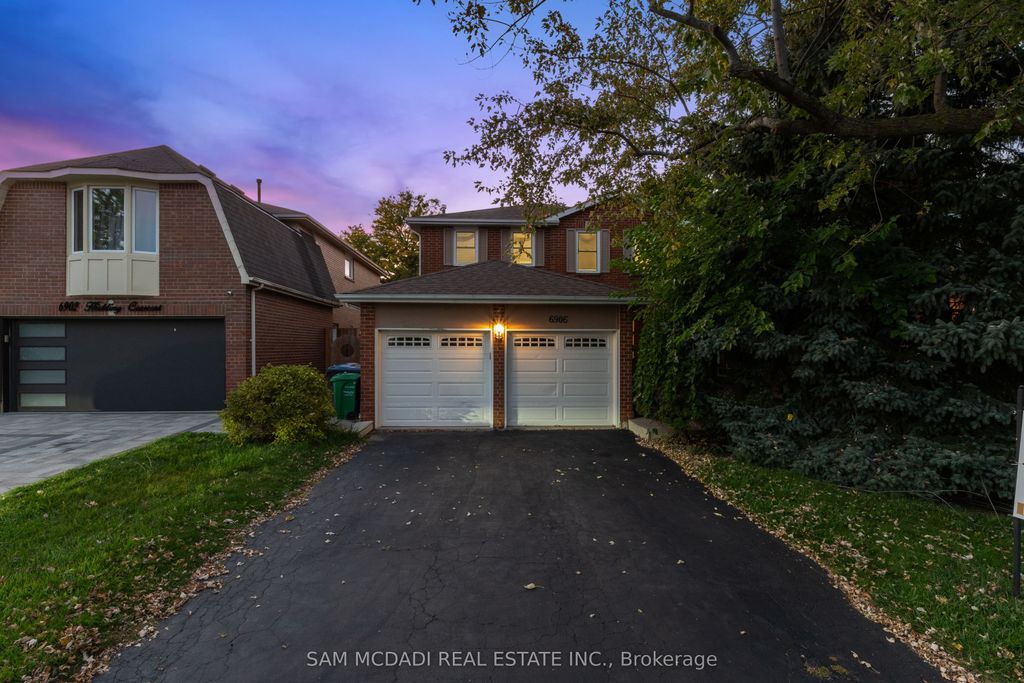 Photo of 6906 Hickling Crescent, Mississauga, ON L5N 5A8 (MLS # W12450571)